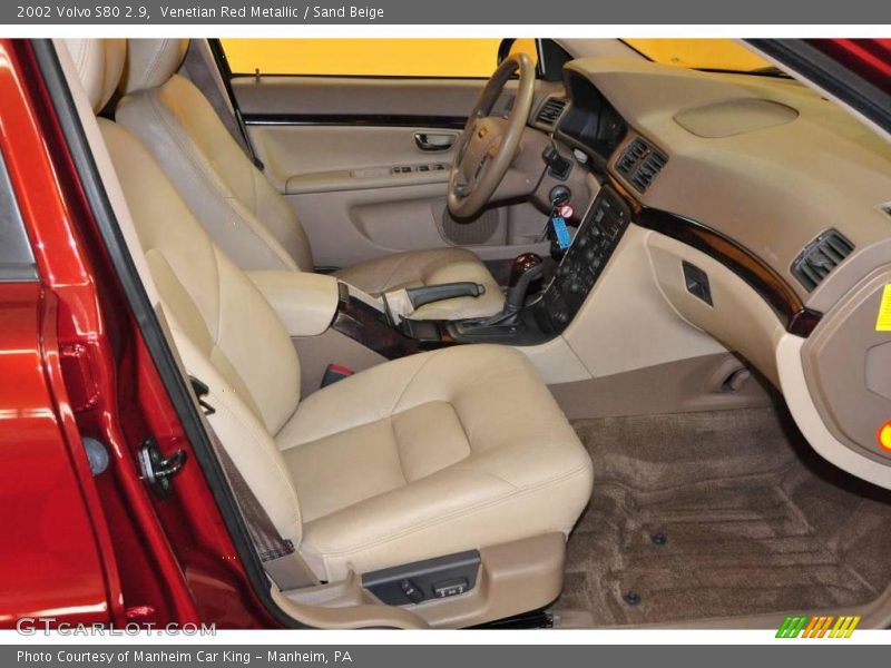 Venetian Red Metallic / Sand Beige 2002 Volvo S80 2.9