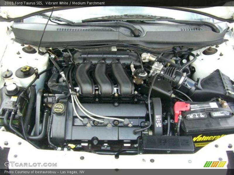 Vibrant White / Medium Parchment 2001 Ford Taurus SES