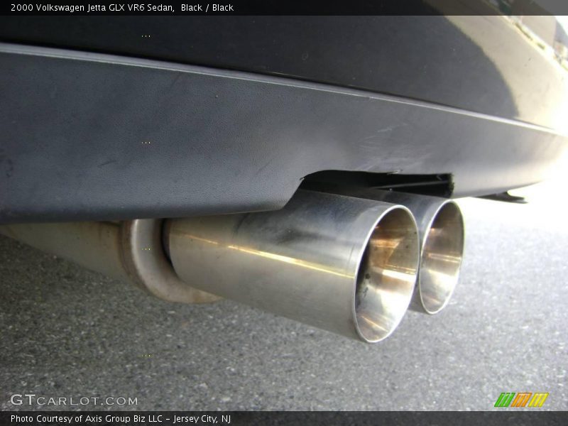 Black / Black 2000 Volkswagen Jetta GLX VR6 Sedan