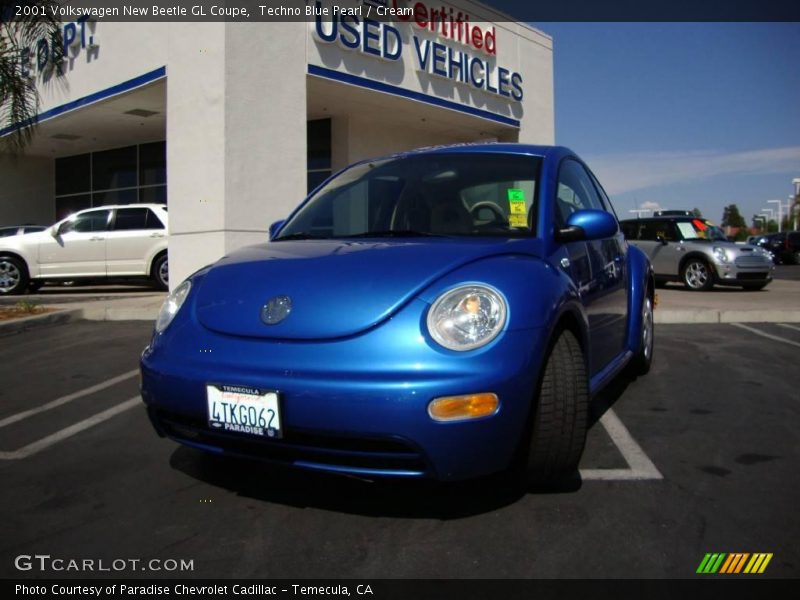 Techno Blue Pearl / Cream 2001 Volkswagen New Beetle GL Coupe