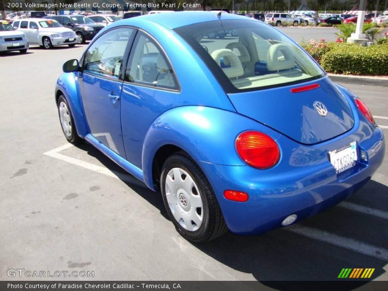 Techno Blue Pearl / Cream 2001 Volkswagen New Beetle GL Coupe