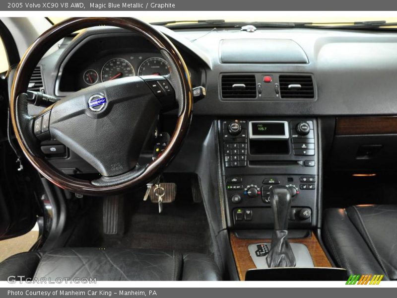 Magic Blue Metallic / Graphite 2005 Volvo XC90 V8 AWD