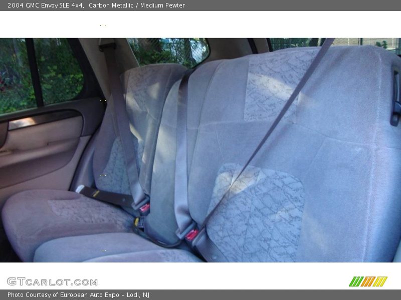 Carbon Metallic / Medium Pewter 2004 GMC Envoy SLE 4x4