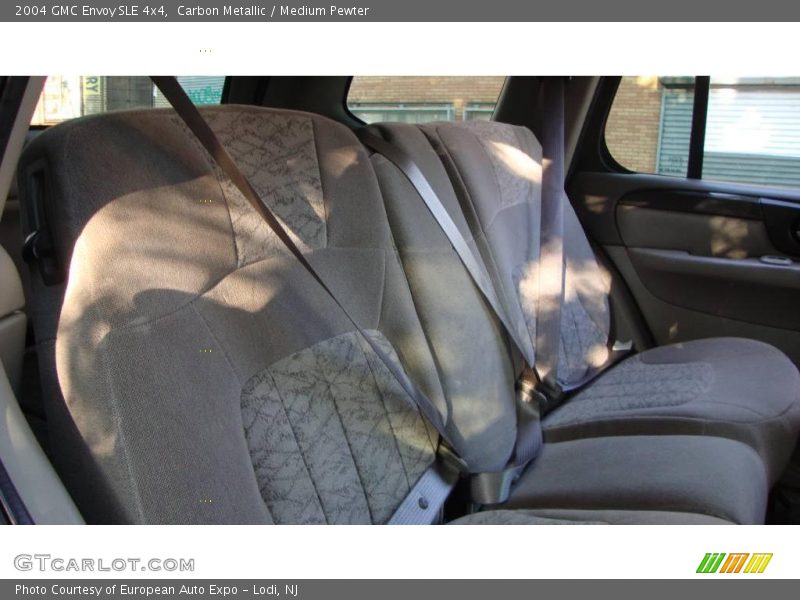 Carbon Metallic / Medium Pewter 2004 GMC Envoy SLE 4x4