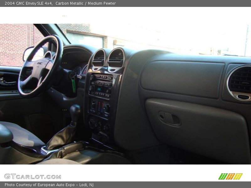 Carbon Metallic / Medium Pewter 2004 GMC Envoy SLE 4x4