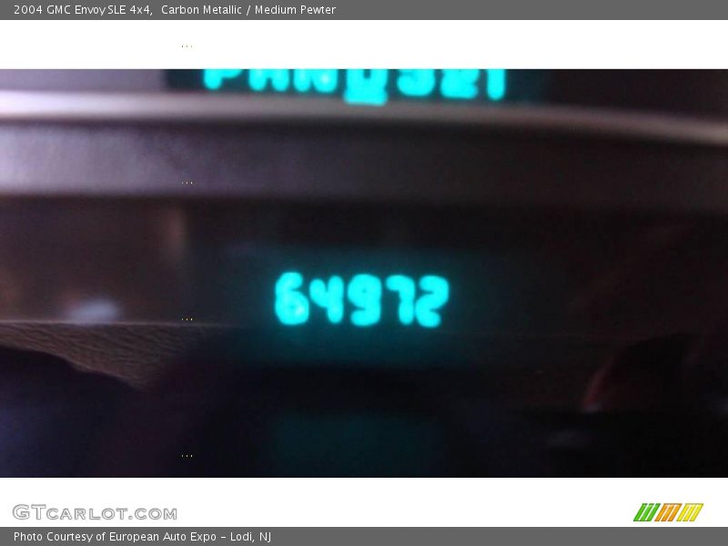 Carbon Metallic / Medium Pewter 2004 GMC Envoy SLE 4x4