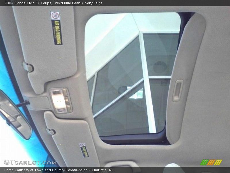 Vivid Blue Pearl / Ivory Beige 2004 Honda Civic EX Coupe