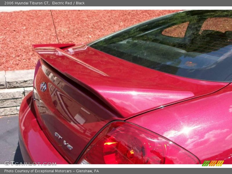 Electric Red / Black 2006 Hyundai Tiburon GT