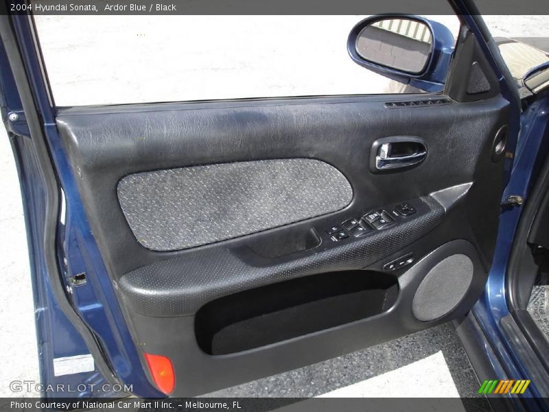 Ardor Blue / Black 2004 Hyundai Sonata