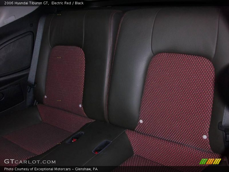 Electric Red / Black 2006 Hyundai Tiburon GT