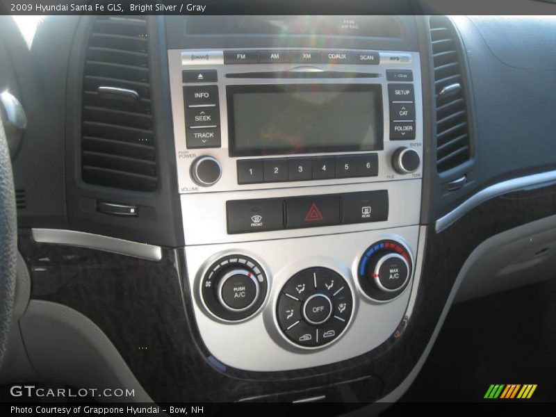 Bright Silver / Gray 2009 Hyundai Santa Fe GLS
