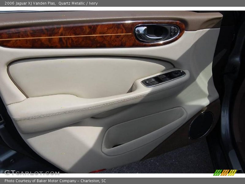 Quartz Metallic / Ivory 2006 Jaguar XJ Vanden Plas