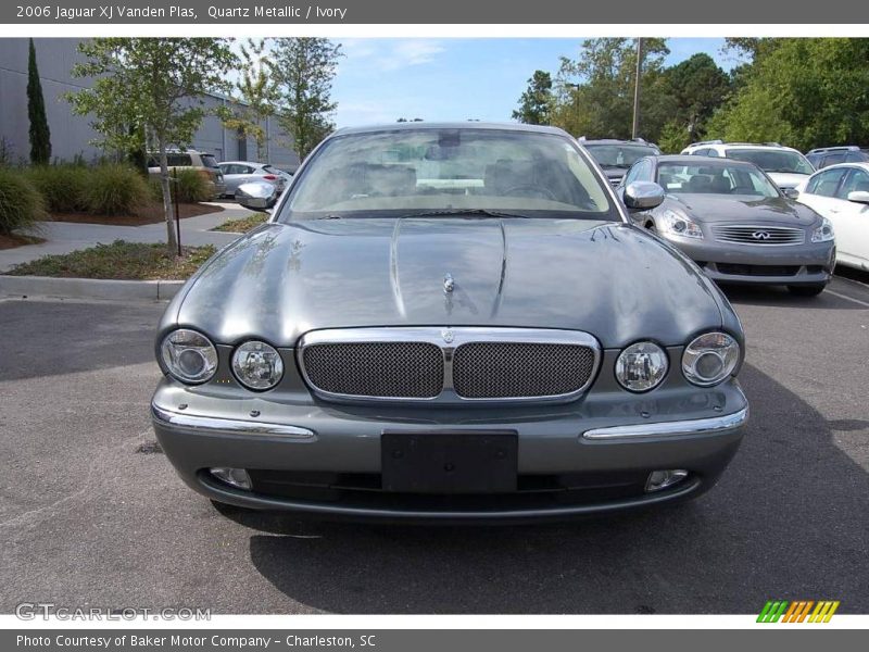 Quartz Metallic / Ivory 2006 Jaguar XJ Vanden Plas