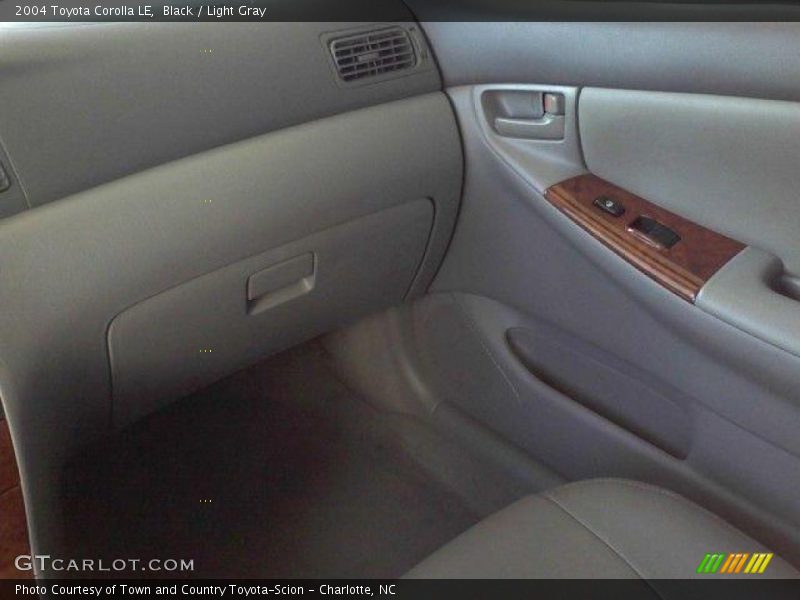 Black / Light Gray 2004 Toyota Corolla LE