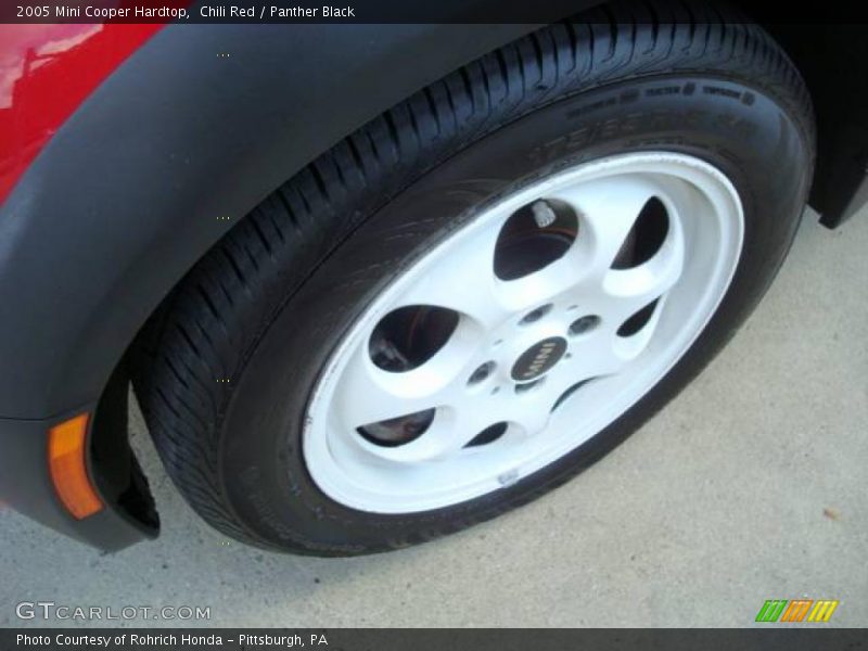 Chili Red / Panther Black 2005 Mini Cooper Hardtop