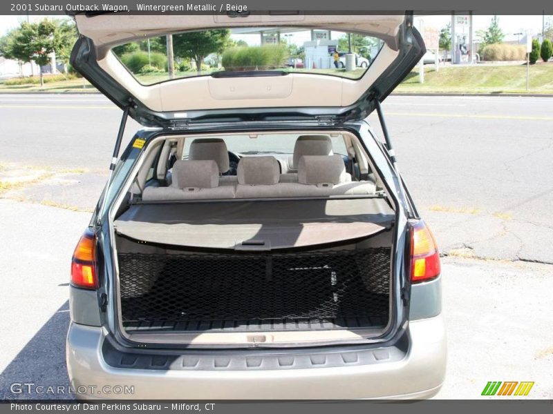 Wintergreen Metallic / Beige 2001 Subaru Outback Wagon