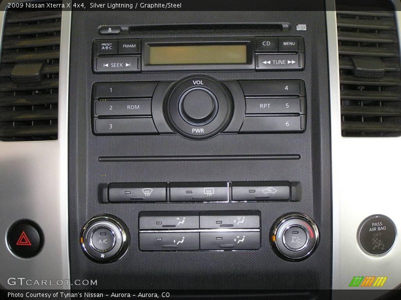 Silver Lightning / Graphite/Steel 2009 Nissan Xterra X 4x4