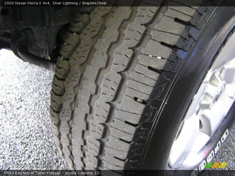 Silver Lightning / Graphite/Steel 2009 Nissan Xterra X 4x4