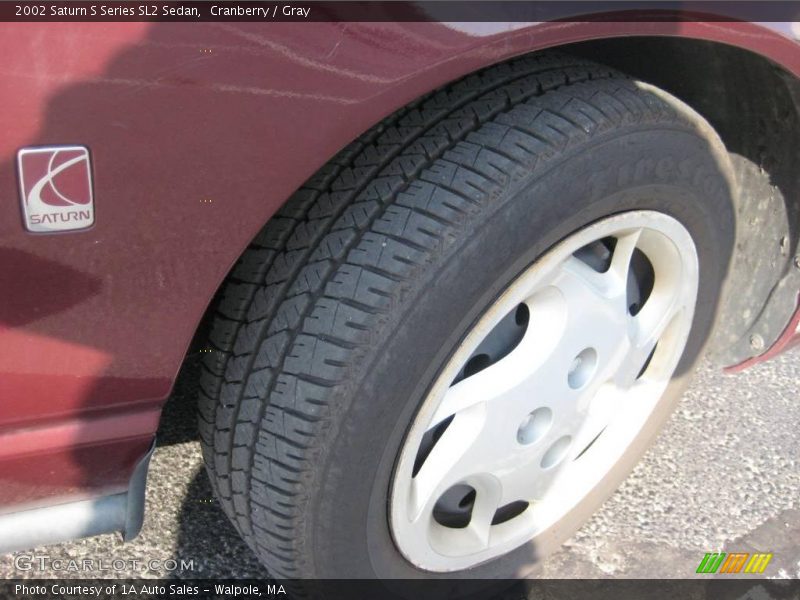 Cranberry / Gray 2002 Saturn S Series SL2 Sedan
