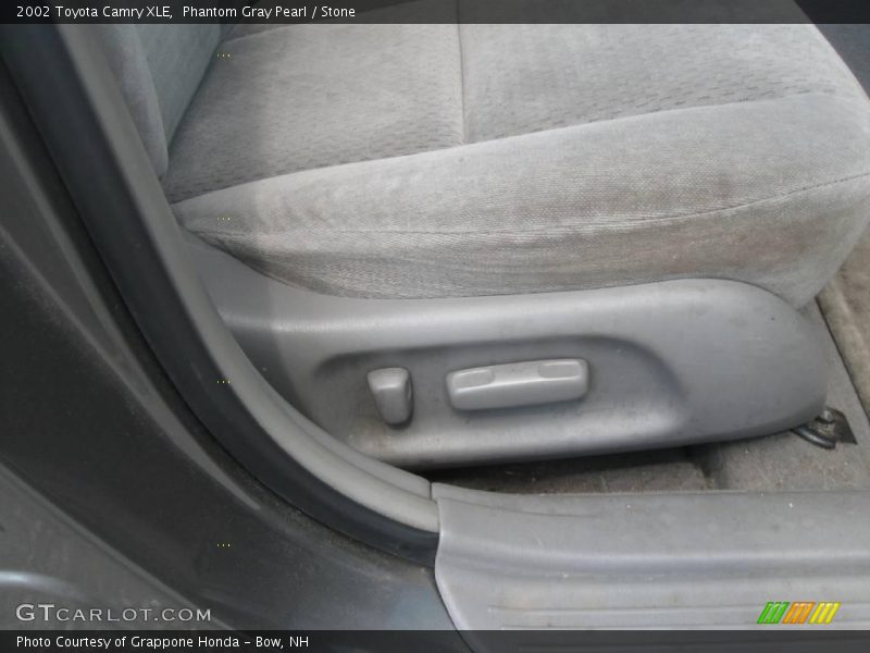 Phantom Gray Pearl / Stone 2002 Toyota Camry XLE