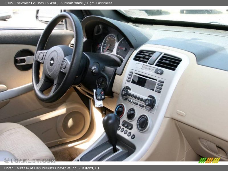 Summit White / Light Cashmere 2005 Chevrolet Equinox LS AWD
