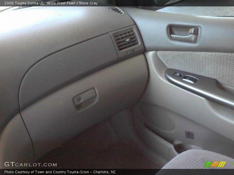 Arctic Frost Pearl / Stone Gray 2006 Toyota Sienna LE
