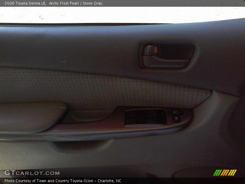 Arctic Frost Pearl / Stone Gray 2006 Toyota Sienna LE