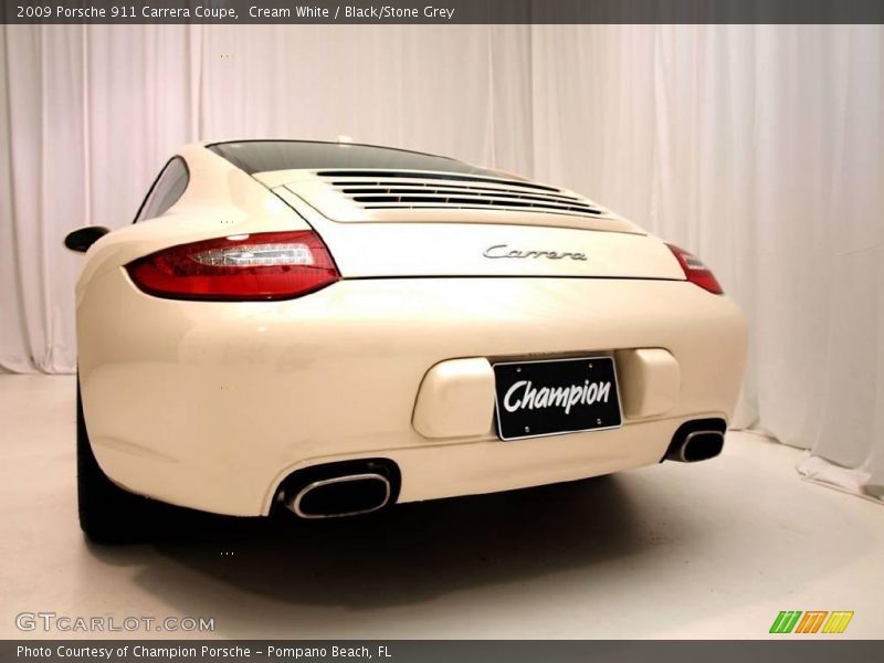 Cream White / Black/Stone Grey 2009 Porsche 911 Carrera Coupe