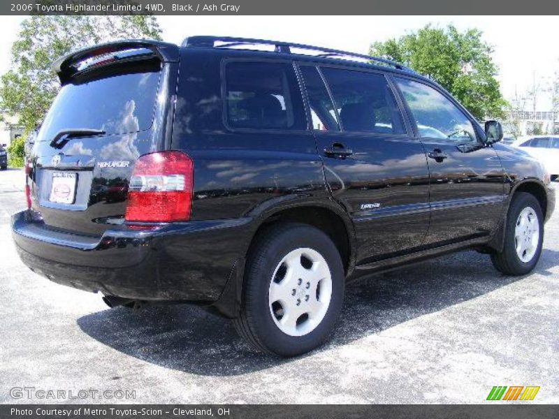 Black / Ash Gray 2006 Toyota Highlander Limited 4WD