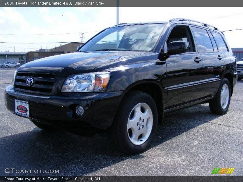 Black / Ash Gray 2006 Toyota Highlander Limited 4WD