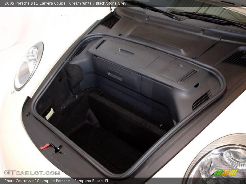Cream White / Black/Stone Grey 2009 Porsche 911 Carrera Coupe