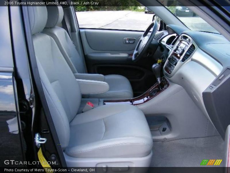 Black / Ash Gray 2006 Toyota Highlander Limited 4WD