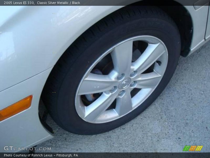 Classic Silver Metallic / Black 2005 Lexus ES 330