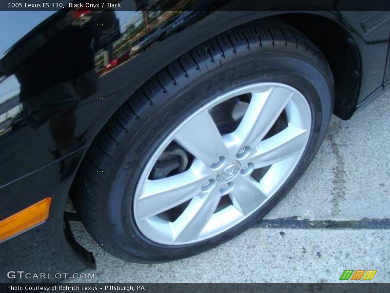 Black Onyx / Black 2005 Lexus ES 330