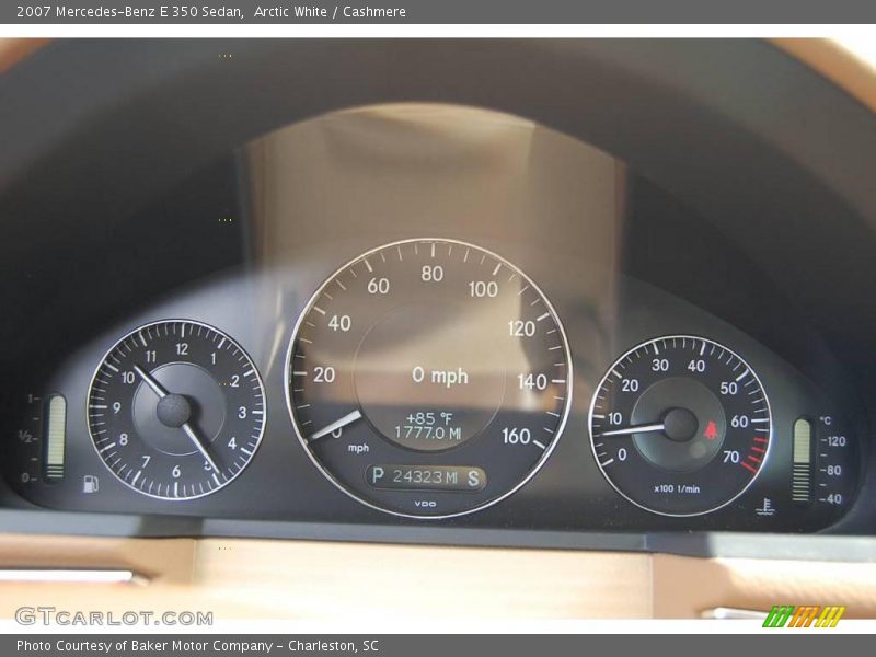 Arctic White / Cashmere 2007 Mercedes-Benz E 350 Sedan