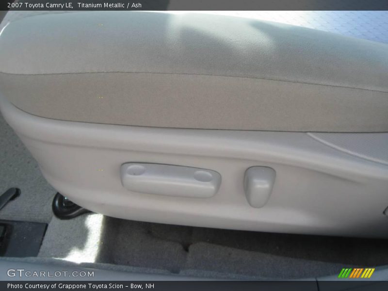 Titanium Metallic / Ash 2007 Toyota Camry LE