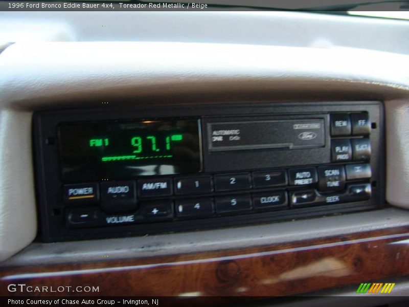 Toreador Red Metallic / Beige 1996 Ford Bronco Eddie Bauer 4x4