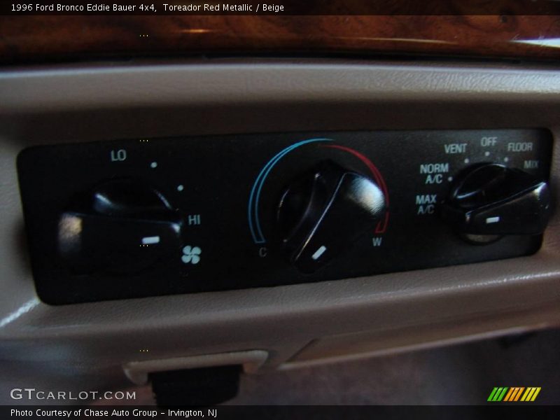 Toreador Red Metallic / Beige 1996 Ford Bronco Eddie Bauer 4x4