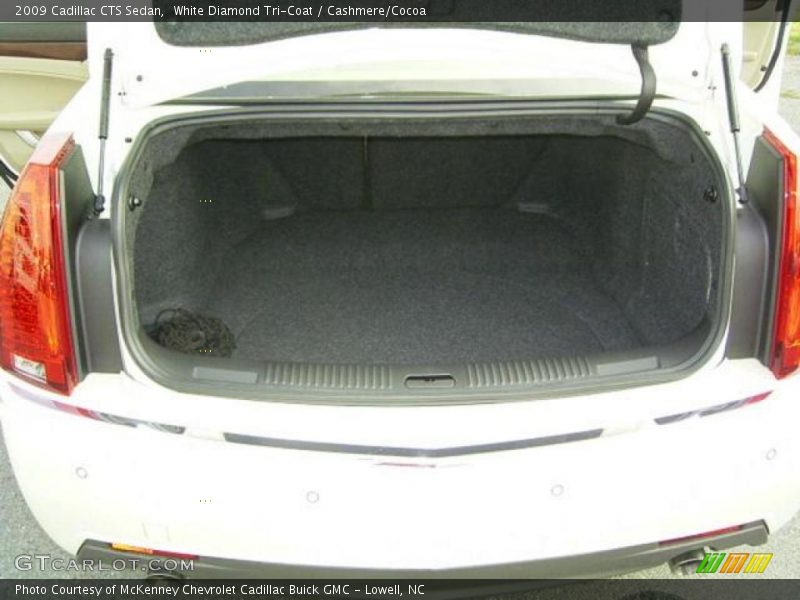White Diamond Tri-Coat / Cashmere/Cocoa 2009 Cadillac CTS Sedan