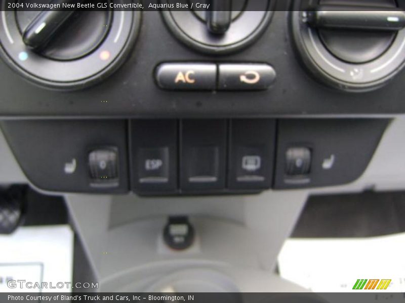 Aquarius Blue / Gray 2004 Volkswagen New Beetle GLS Convertible