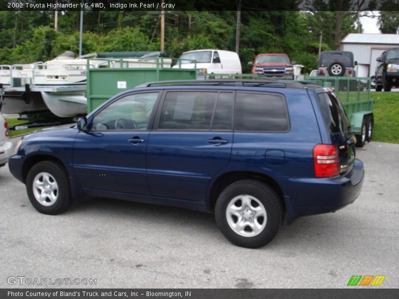 Indigo Ink Pearl / Gray 2002 Toyota Highlander V6 4WD