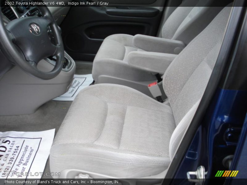 Indigo Ink Pearl / Gray 2002 Toyota Highlander V6 4WD
