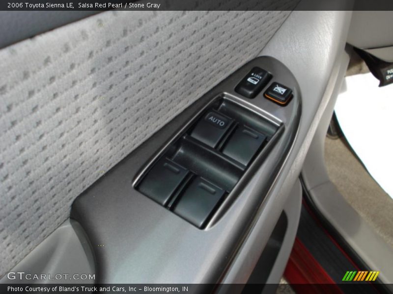 Salsa Red Pearl / Stone Gray 2006 Toyota Sienna LE