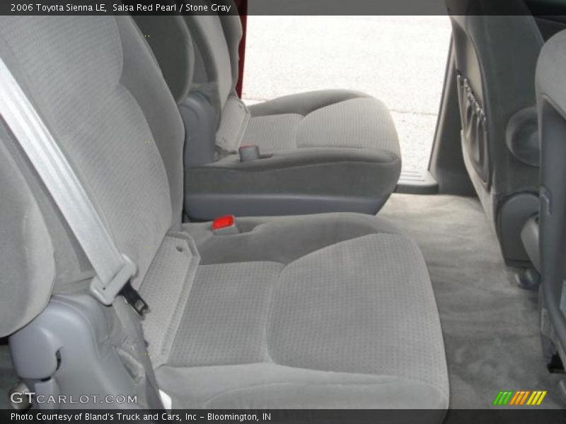 Salsa Red Pearl / Stone Gray 2006 Toyota Sienna LE