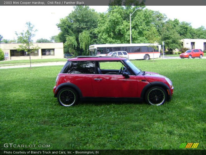 Chili Red / Panther Black 2003 Mini Cooper Hardtop