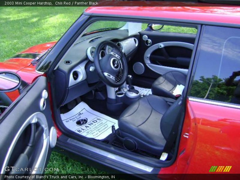 Chili Red / Panther Black 2003 Mini Cooper Hardtop