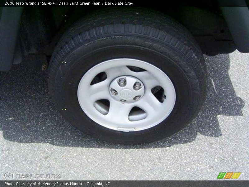 Deep Beryl Green Pearl / Dark Slate Gray 2006 Jeep Wrangler SE 4x4