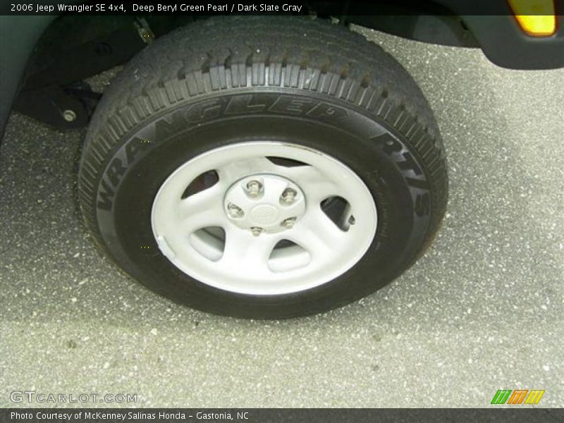 Deep Beryl Green Pearl / Dark Slate Gray 2006 Jeep Wrangler SE 4x4