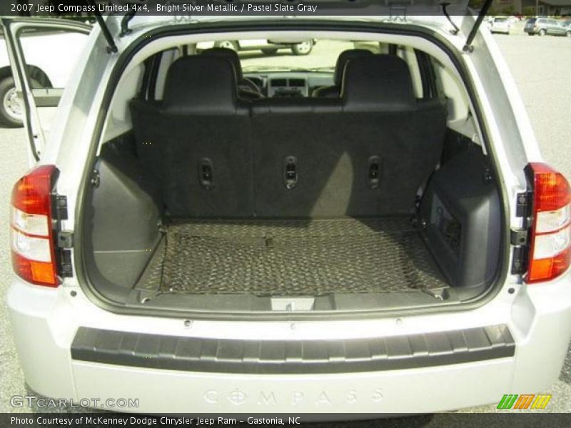 Bright Silver Metallic / Pastel Slate Gray 2007 Jeep Compass Limited 4x4