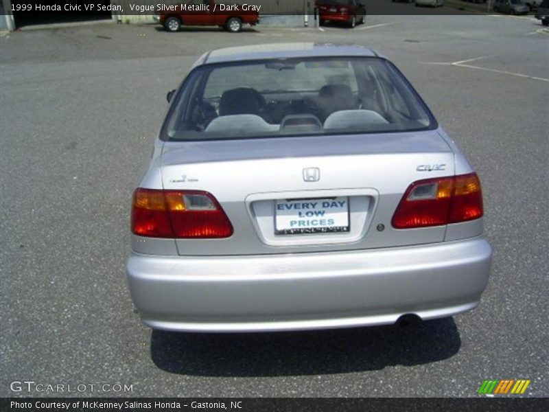 Vogue Silver Metallic / Dark Gray 1999 Honda Civic VP Sedan